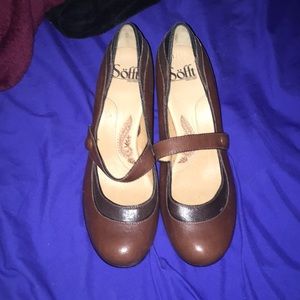 Sofft Mary-Jane Pumps Size 8
